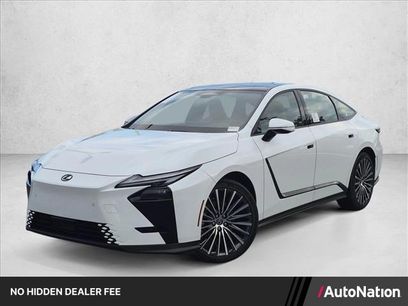 New 2026 Lexus ES 350e