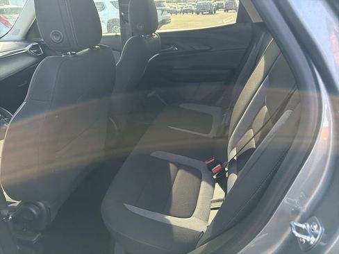 Used 2025 Chevrolet TrailBlazer LT image 8