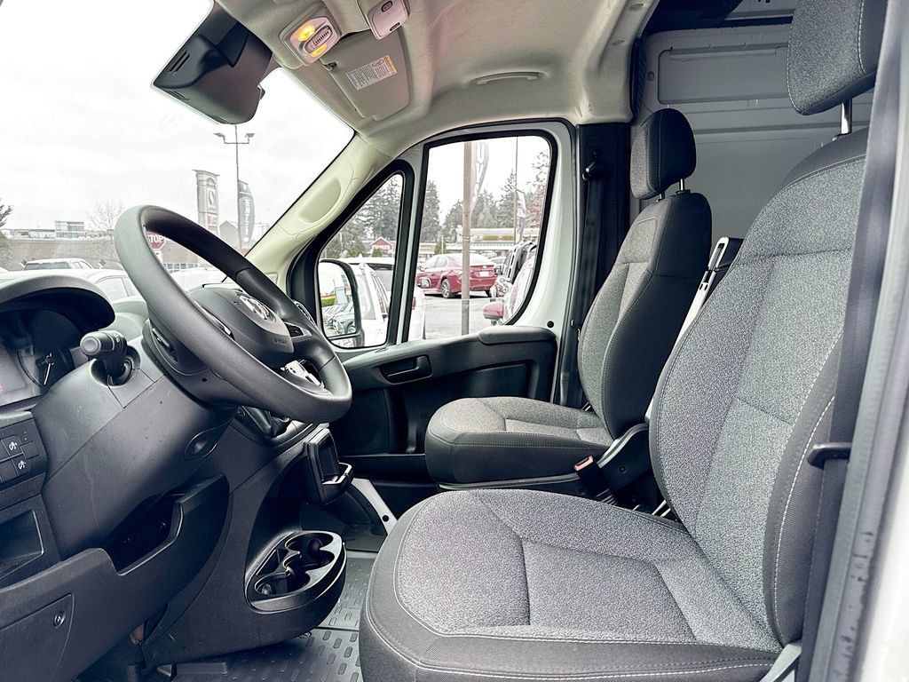 Used 2024 RAM ProMaster 3500 FWD image 11