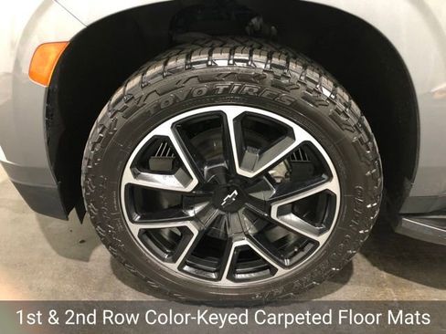 Certified 2022 Chevrolet Suburban RST w/ Sport Performance Package AWD/4WD image 29