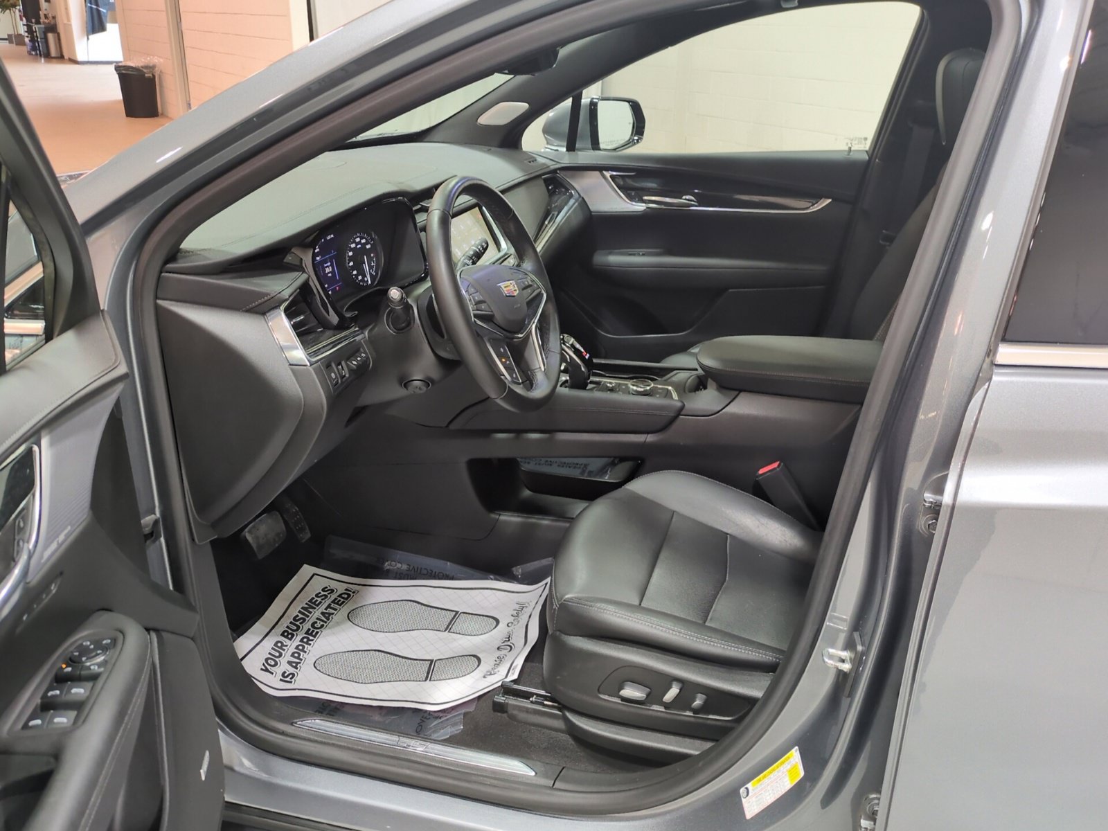Used 2021 Cadillac XT5 Premium Luxury AWD/4WD image 16