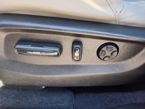 Used 2017 Honda CR-V EX-L image 13