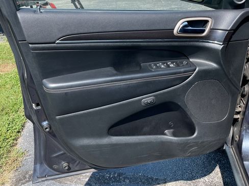 Used 2014 Jeep Grand Cherokee Limited AWD/4WD image 10