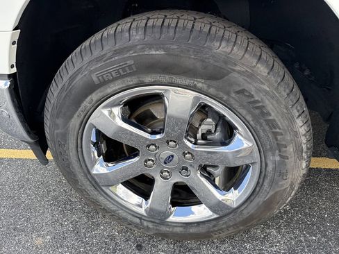 Used 2023 Ford F150 Lariat w/ Equipment Group 502A High image 11