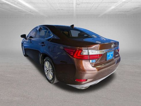 Used 2016 Lexus ES 350 w/ Premium Package w/Wood Trim FWD image 7