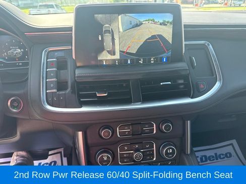 Used 2023 Chevrolet Suburban LT w/ Luxury Package AWD/4WD image 33