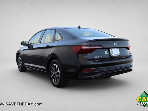 Used 2024 Volkswagen Jetta S FWD image 6