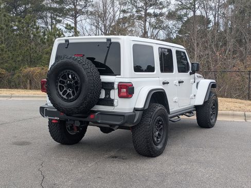 Used 2022 Jeep Wrangler Unlimited Rubicon w/ Xtreme Recon 35" Tire Package image 6
