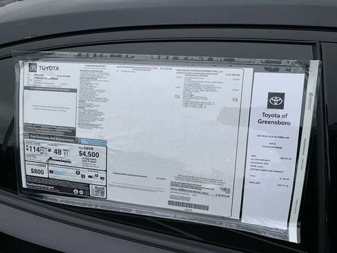 New 2026 Toyota Prius Plug-In Hybrid FWD image 38