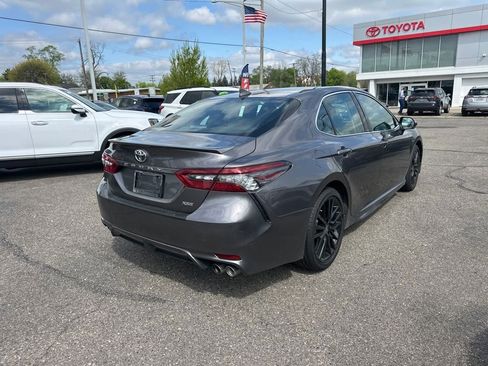Used 2023 Toyota Camry XSE FWD image 8