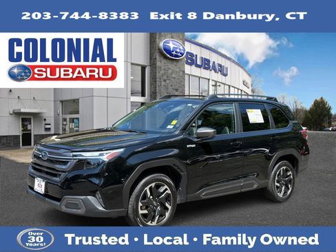 Certified 2025 Subaru Forester Limited AWD/4WD image 1
