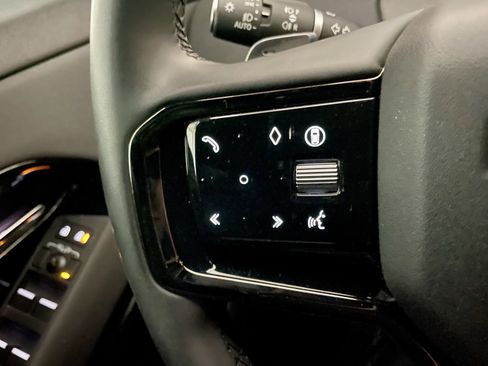 Certified 2025 Land Rover Range Rover Evoque Dynamic SE AWD/4WD image 23
