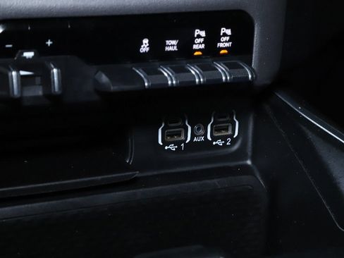 Used 2023 RAM 1500 Big Horn AWD/4WD image 31
