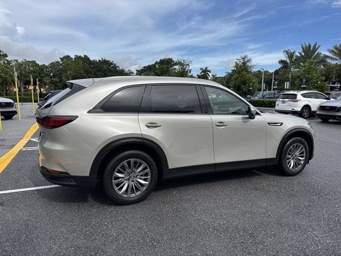 Certified 2025 MAZDA CX-90 3.3 Turbo w/ Preferred Package AWD/4WD image 4