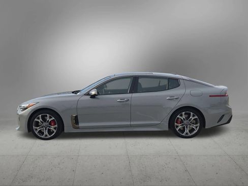 Used 2019 Kia Stinger GT1 image 3