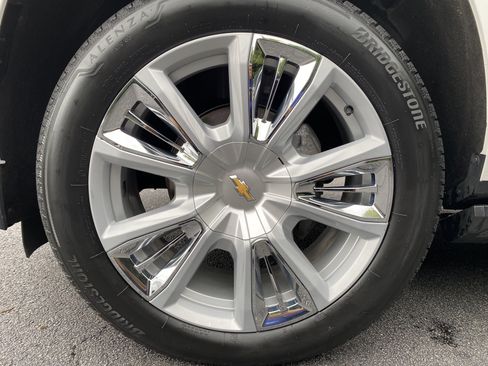Used 2024 Chevrolet Tahoe High Country AWD/4WD image 49
