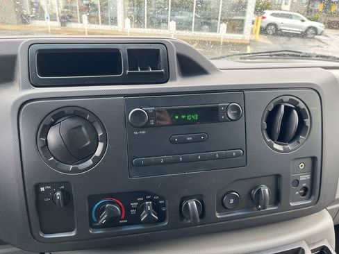 Used 2013 Ford E-250 and Econoline 250 w/ PWR Group image 17