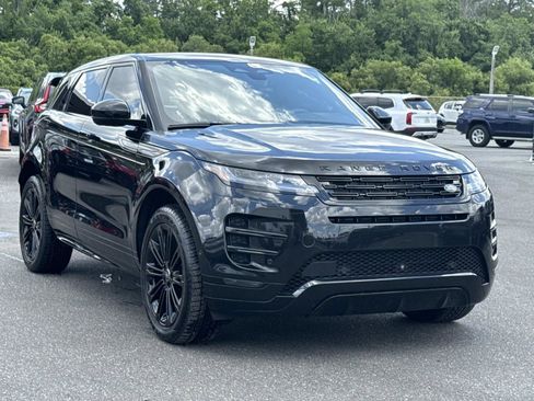 Used 2025 Land Rover Range Rover Evoque Dynamic SE AWD/4WD image 1