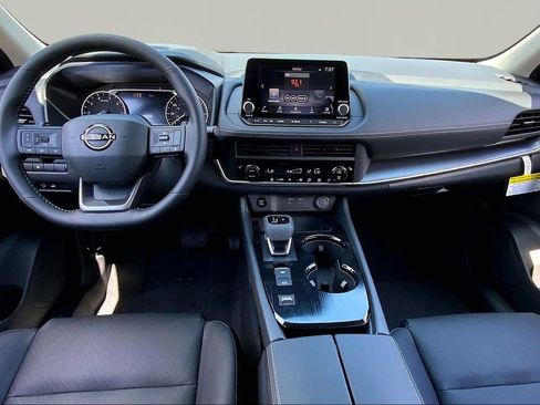 New 2026 Nissan Rogue Dark Armor FWD image 7