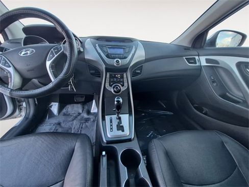 Used 2013 Hyundai Elantra Limited image 11