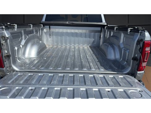 Used 2021 RAM 1500 Laramie AWD/4WD image 20