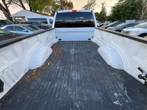 Used 2022 Ford F250 XL w/ Power Equipment Group image 18