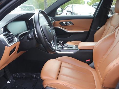 Used 2022 BMW 330i Sedan w/ Convenience Package RWD image 11