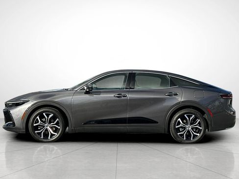 Used 2023 Toyota Crown XLE image 25