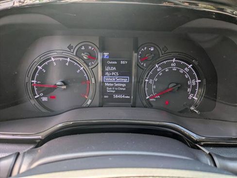 Used 2021 Toyota 4Runner SR5 Premium w/ Moonroof Package AWD/4WD image 11