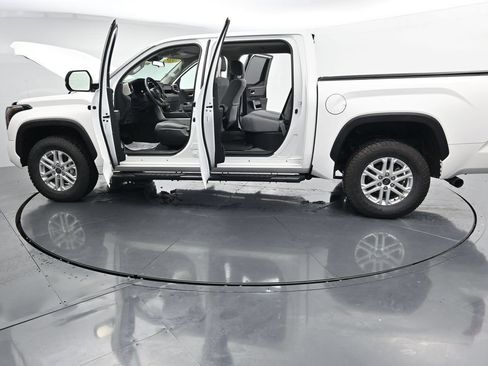 Used 2023 Toyota Tundra SR5 AWD/4WD image 42