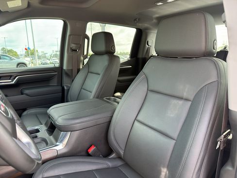 Used 2026 GMC Sierra 1500 SLT AWD/4WD image 22