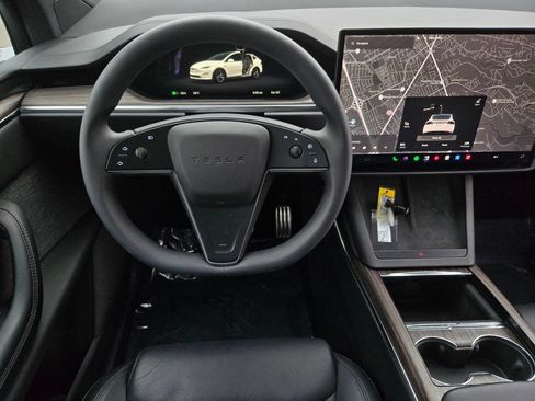 Used 2022 Tesla Model X AWD/4WD image 17