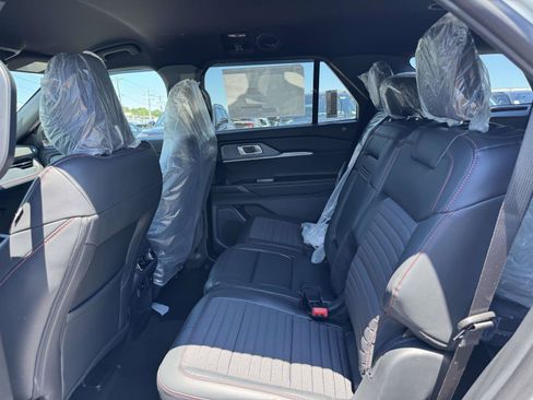 New 2026 Ford Explorer ST-Line w/ ST-Line Street Pack AWD/4WD image 10