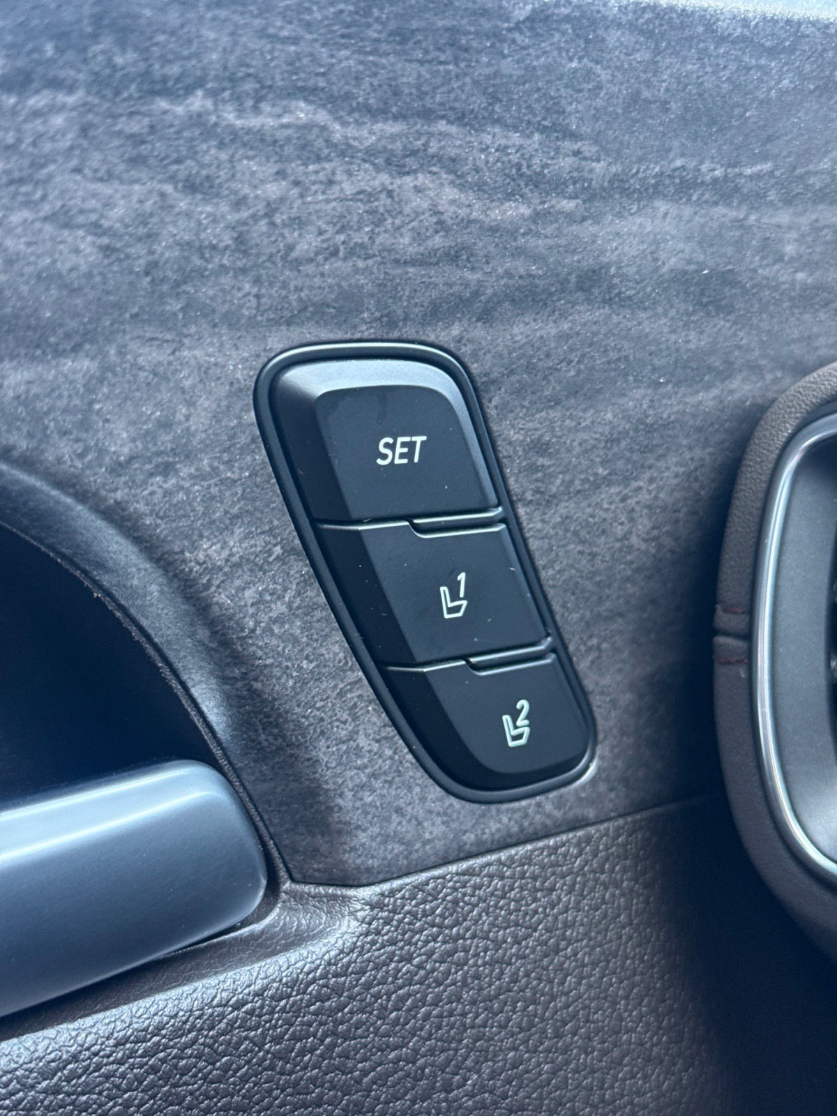 Used 2019 Hyundai Santa Fe FWD image 16