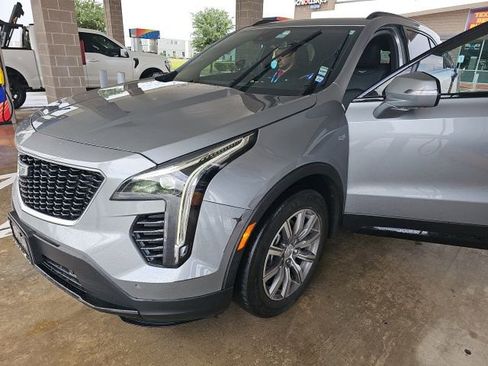 Used 2023 Cadillac XT4 Sport w/ Cold Weather Package FWD image 3