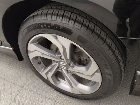 Used 2018 Honda Accord EX-L image 31
