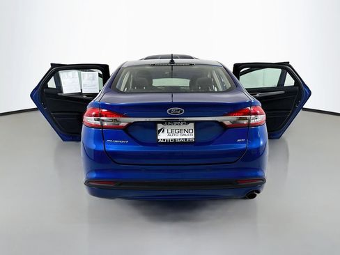 Used 2017 Ford Fusion SE FWD image 21