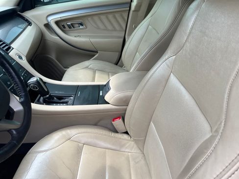 Used 2015 Ford Taurus SEL w/ Equipment Group 201A AWD/4WD image 26