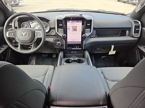 New 2026 RAM 1500 Big Horn AWD/4WD image 15