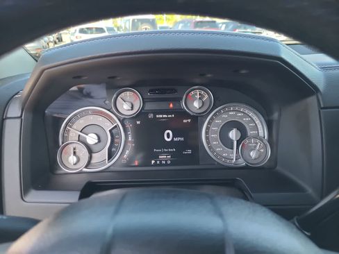 Used 2014 RAM 2500 Limited AWD/4WD image 26