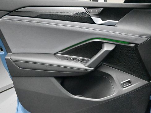 New 2026 Volkswagen Tiguan SE R-Line FWD image 20
