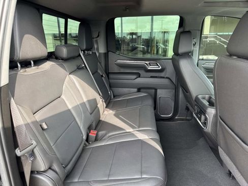 Used 2022 Chevrolet Silverado 1500 LTZ w/ LTZ Premium Package image 24