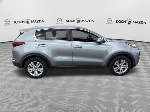 Used 2019 Kia Sportage LX image 8