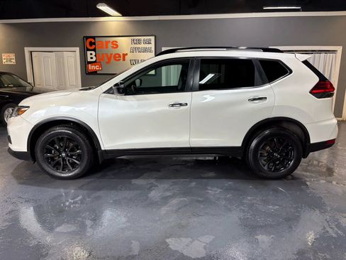 Used 2017 Nissan Rogue SV w/ Midnight Edition Package AWD/4WD image 3