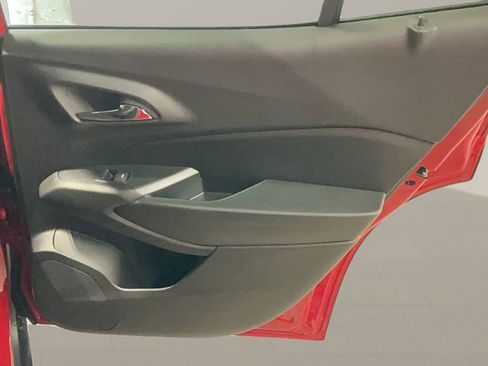 New 2026 Chevrolet Trax RS image 18