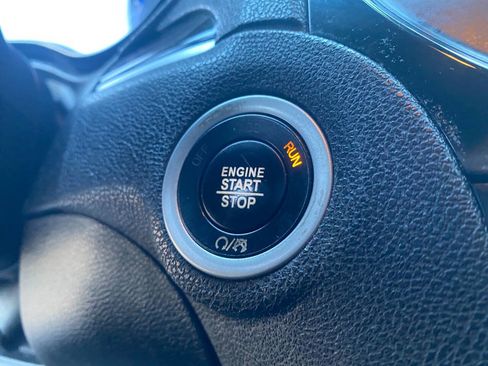 Used 2019 Chrysler 300 S image 21