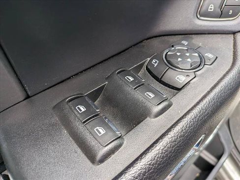 Used 2019 Ford Expedition Limited w/ Equipment Group 303A RWD image 11
