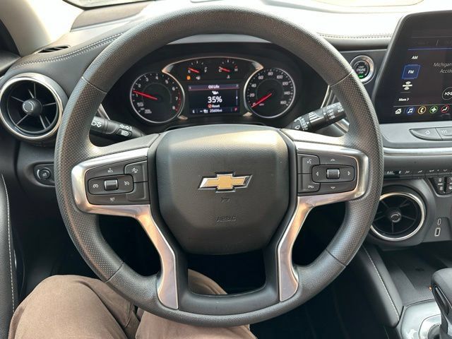 Used 2024 Chevrolet Blazer LT w/ Convenience Package FWD image 12