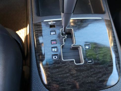 Used 2009 Hyundai Santa Fe Limited image 23