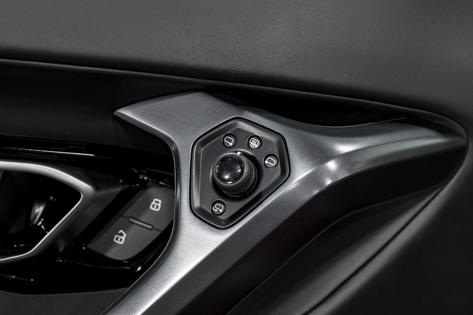 Used 2022 Lamborghini Huracan EVO RWD image 10